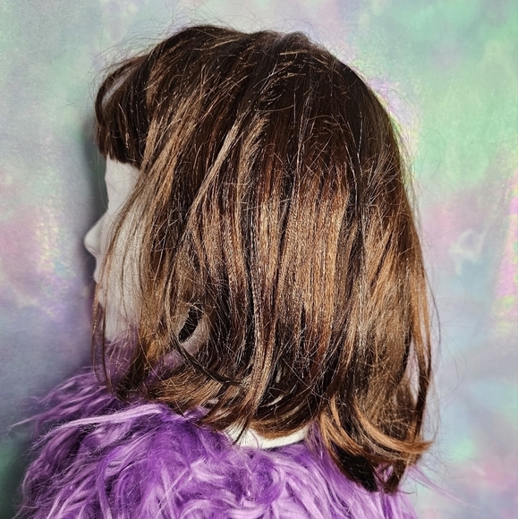 Dark Brown Bob Synthetic Wig w/ Caramel Bronze Highlights & Bangs - Picture 5 of 8